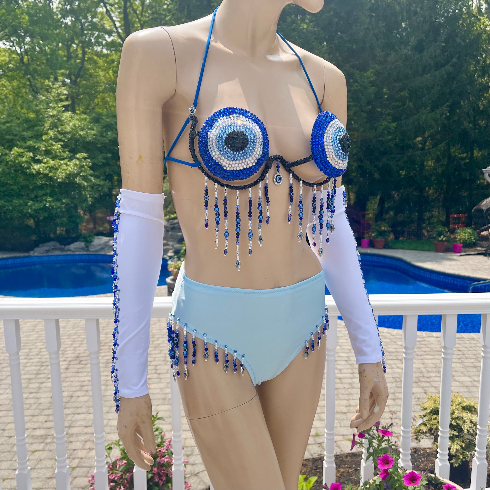 Blue Eye Carnival Top, Wrist bands and Bottom